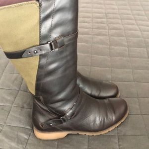 Teva Shoes - Teva DeLaVina brown/olive waterproof boots size 8 Teva Shoes - Teva DeLaVina brown/olive waterproof boots size 8
